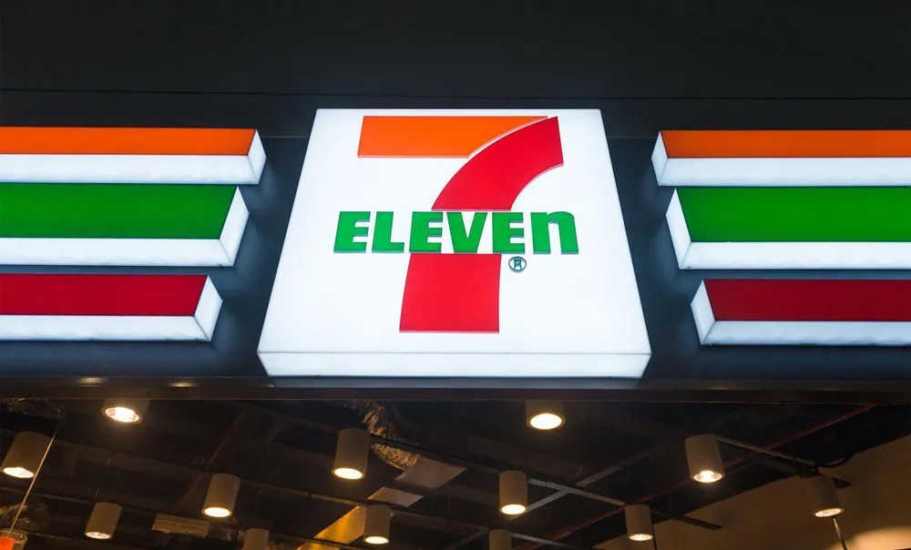 苍梧全球最大跨国连锁便利店集团7-11换LOGO了